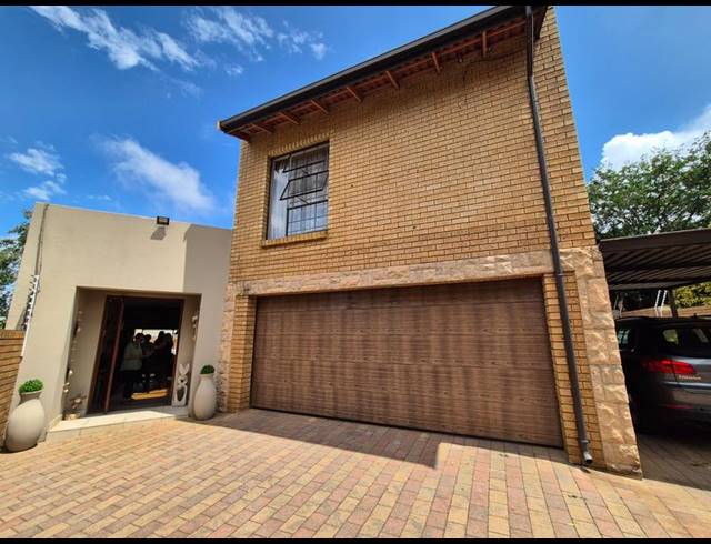 3 BEDROOM HOUSE FOR SALE IN MEYERSDAL